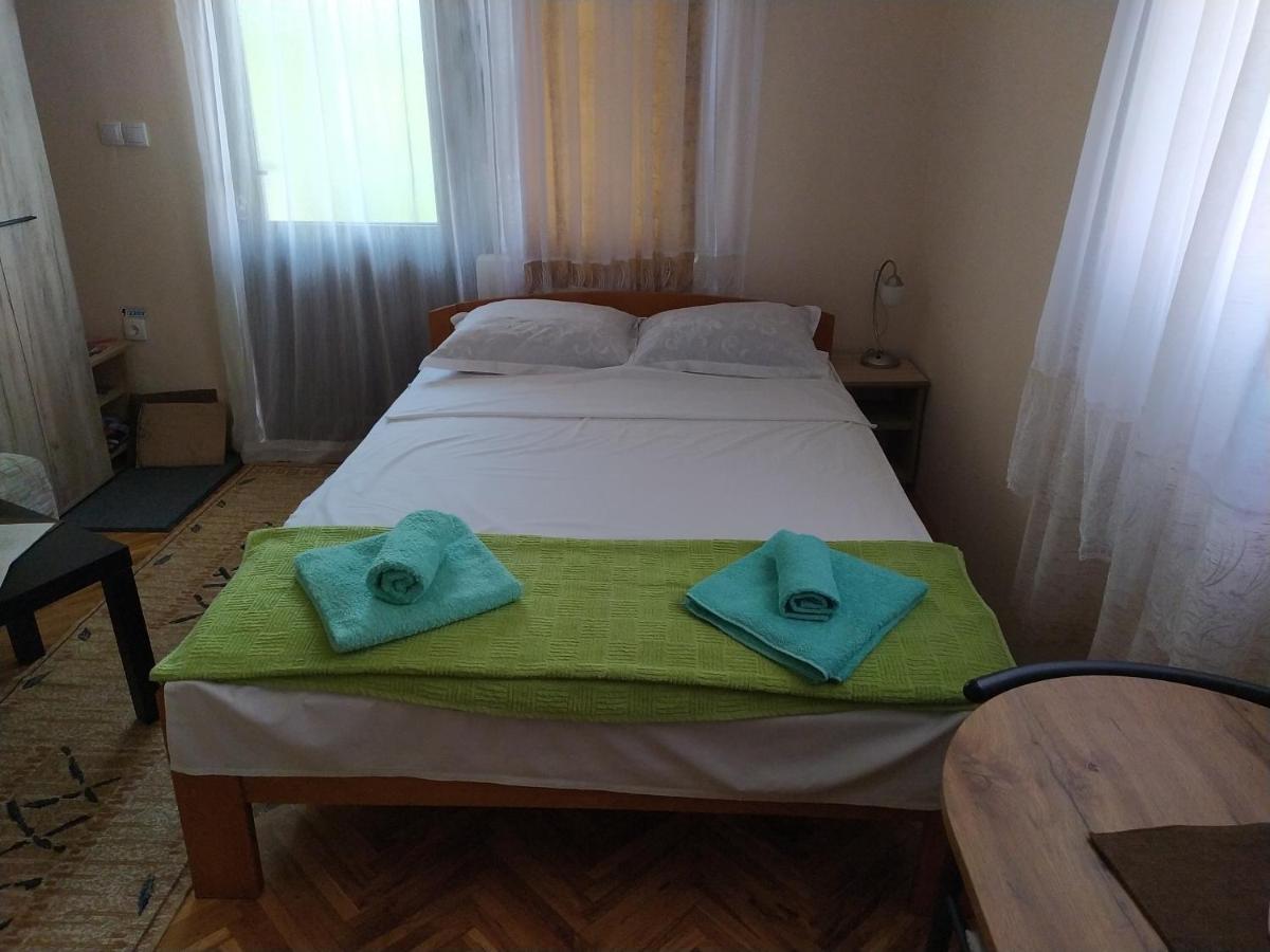 Studio 2 Golubac Buitenkant foto